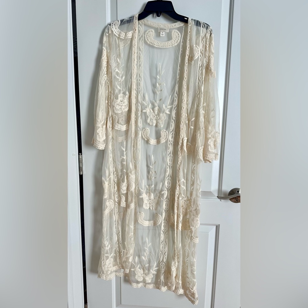 Dizzy Gal Lace Floral Coverup / Kimono - Ivory , New - Boho Chic - Women’s Small